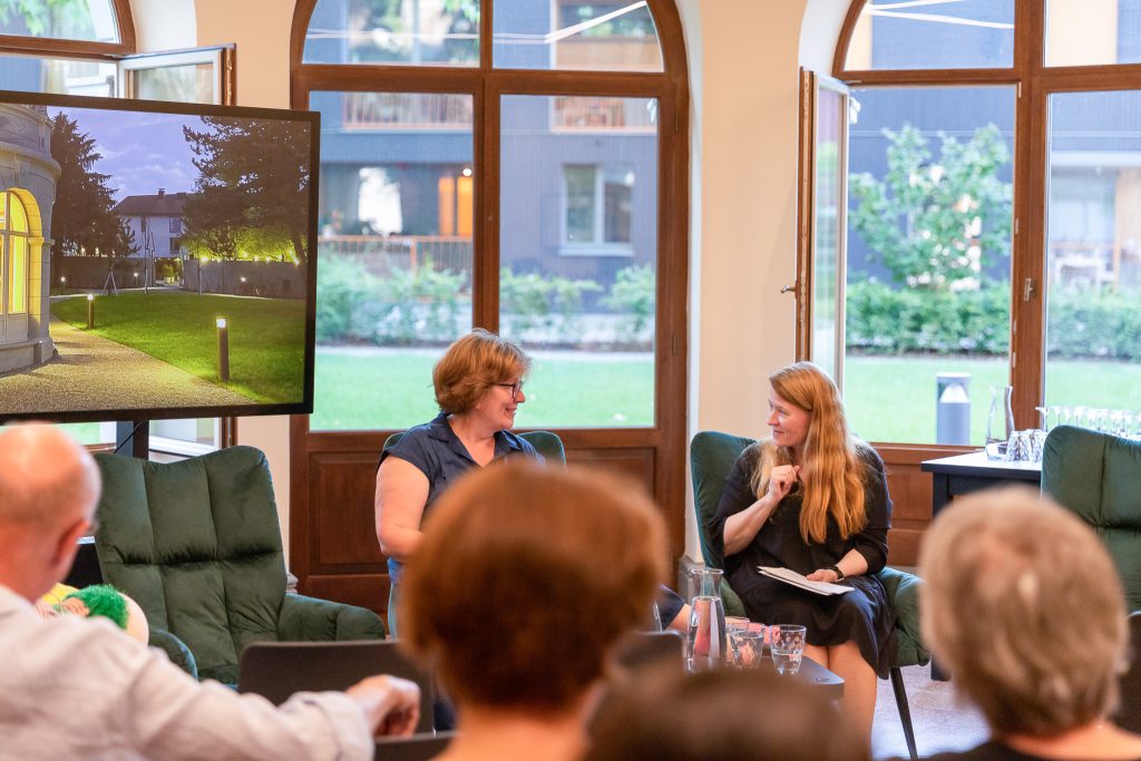 Literaturhaus Lounge Abend mit Irene Aue-Ben-David © Marina Höfler